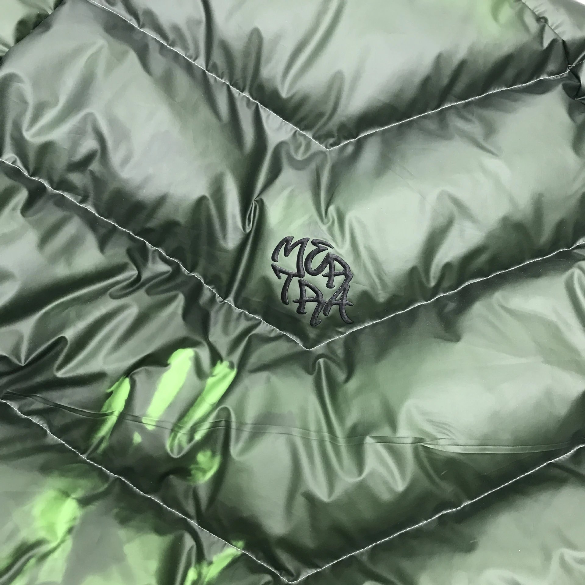 Broken Planet Gradient Green Handprint Down Jacket - 21