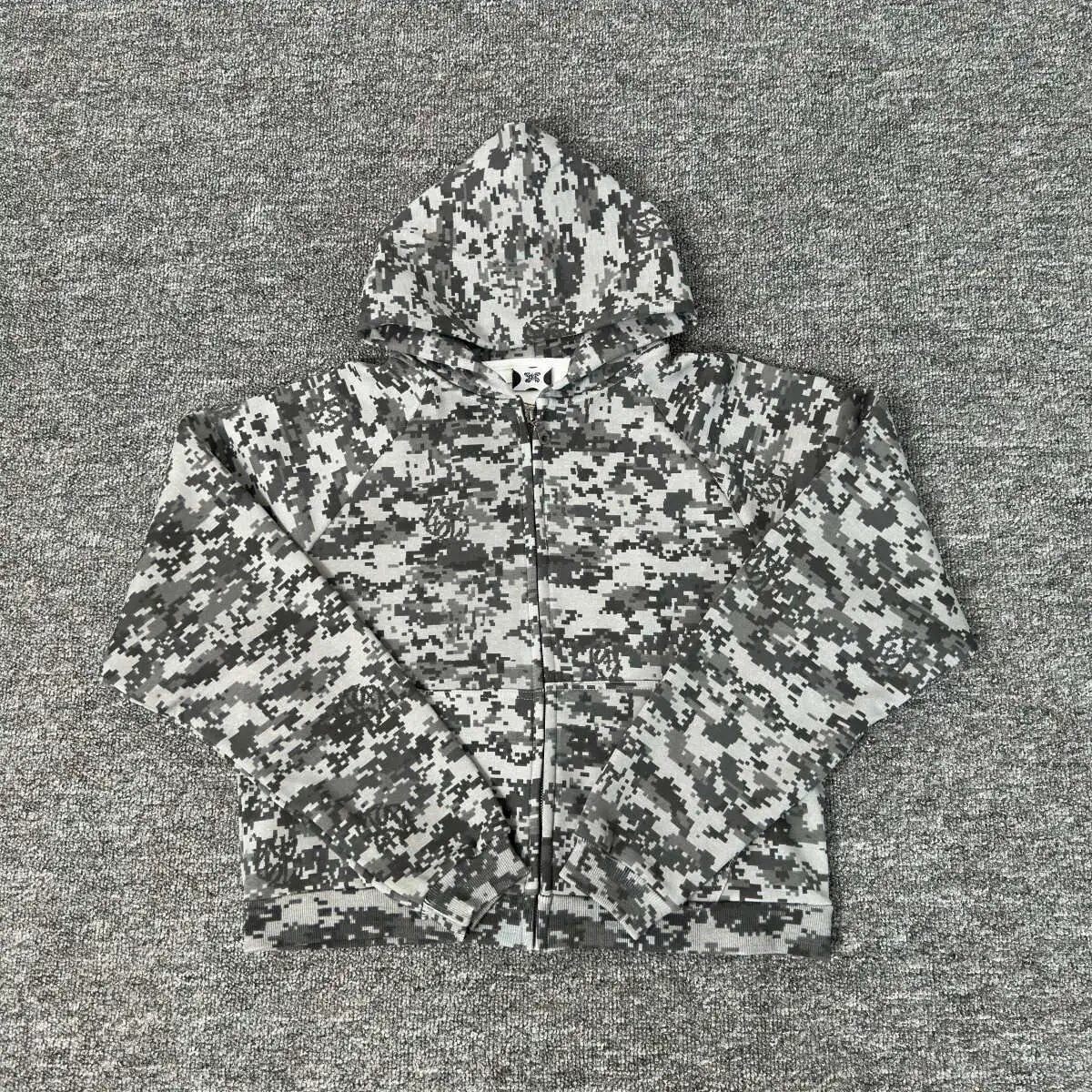 H050 Camo Gray
