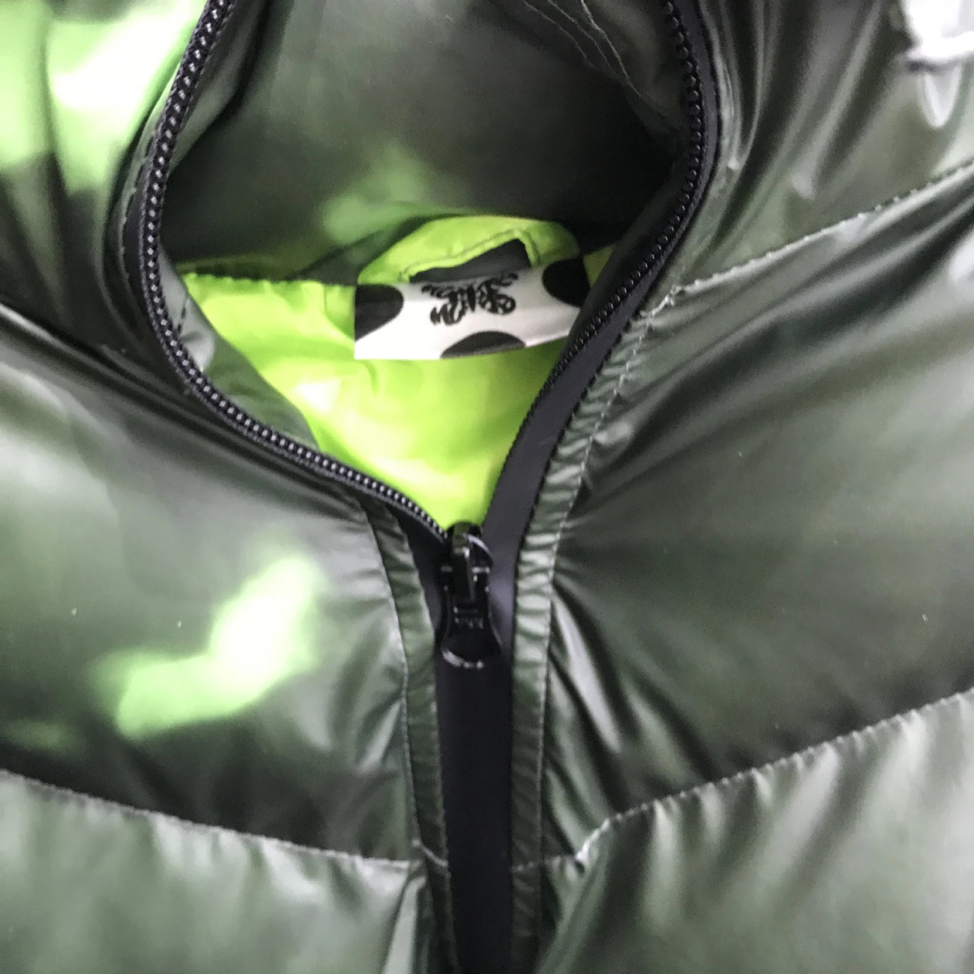 Broken Planet Gradient Green Handprint Down Jacket - 27