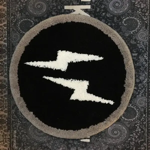 Design Lightning Bolt Round Rug Black and White Accessories - 1