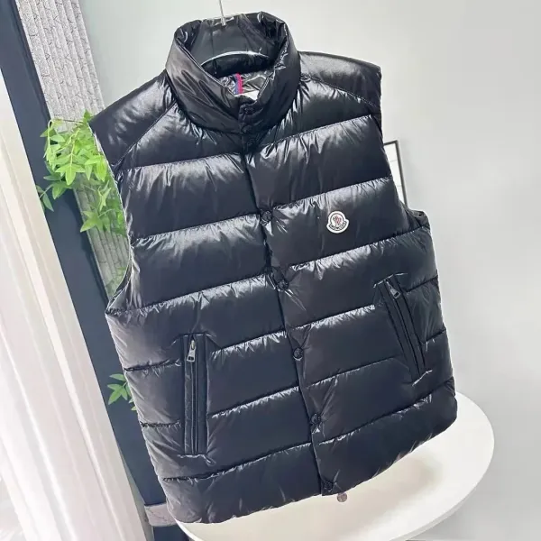 Moncler Maya Vest Black Down Vest - 29