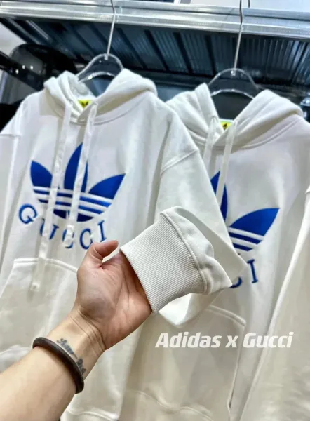 Gucci Logo Print Hoodie Black - 18