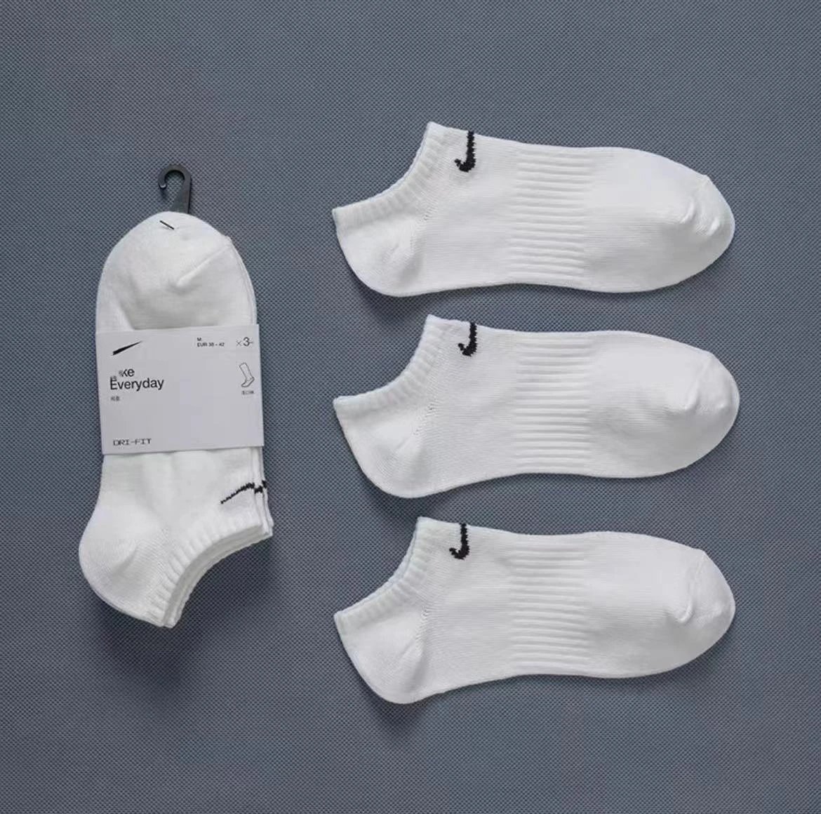 Suwan S Special Everyday Ankle Socks Dri-Fit White