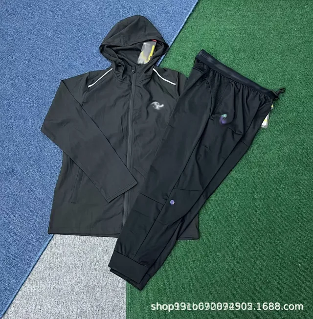 Unbranded Tracksuits Hooded zip-up jacket and jogger set product detail image 2