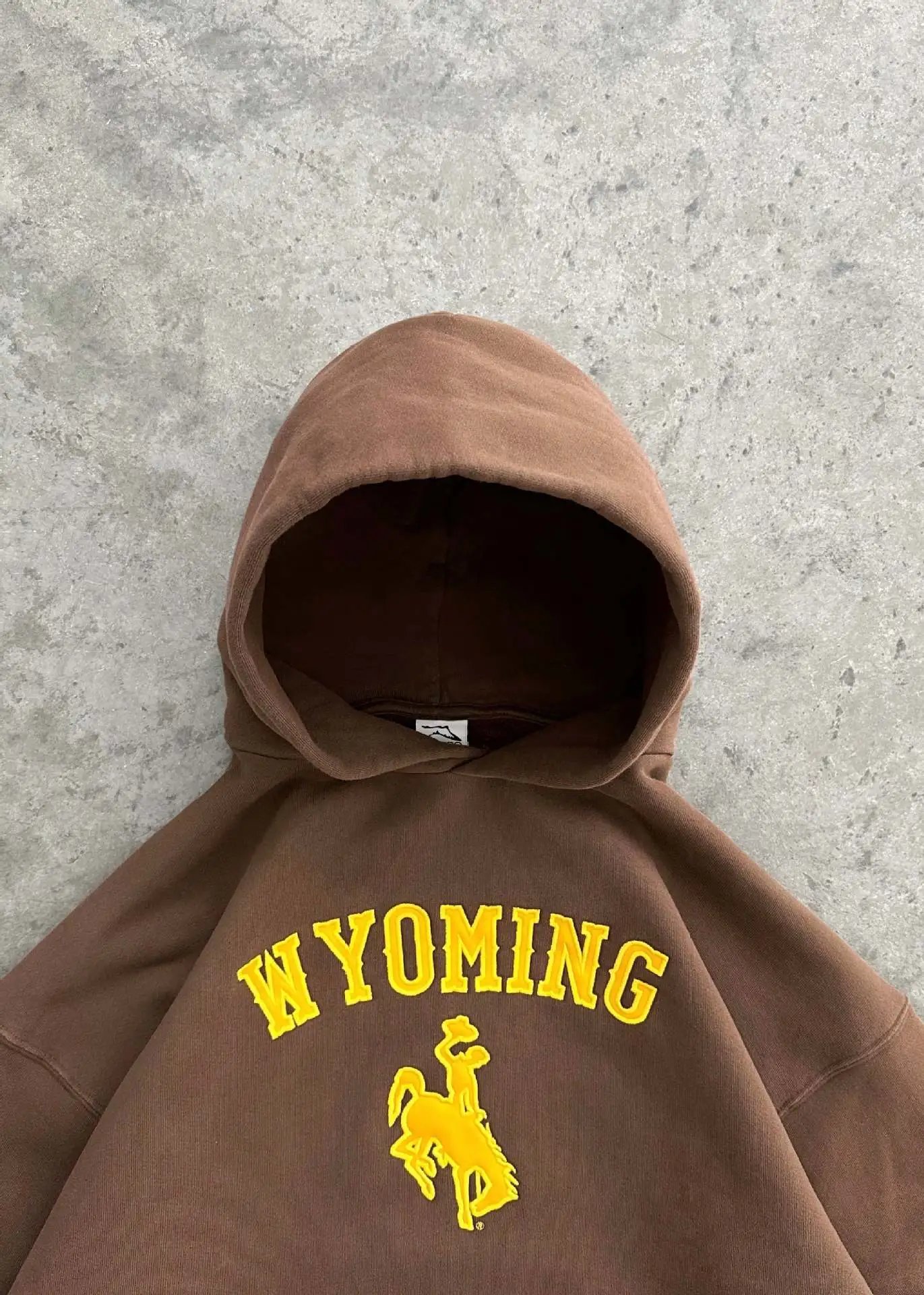 Design Russell Athletic Wyoming Cowboys Brown Hoodie - 13