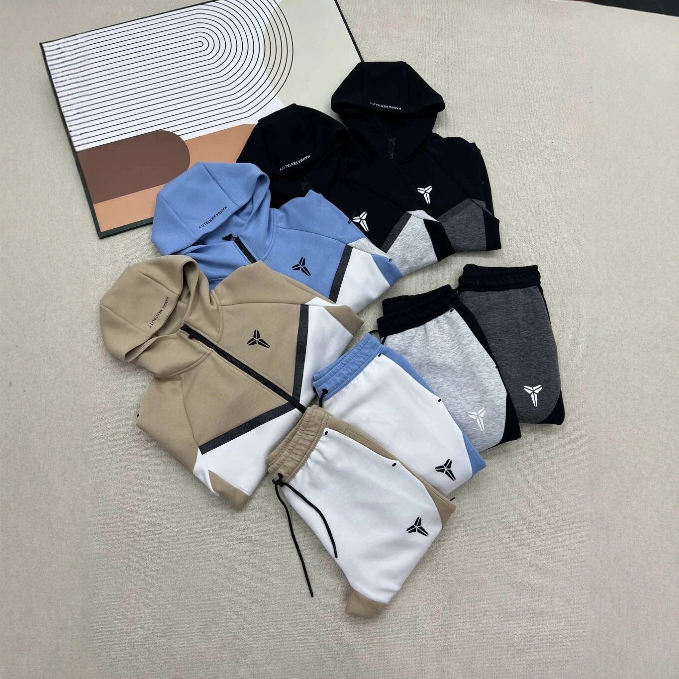 新款春秋连帽套装男女NKKOBE运动休闲套装运动外套长裤潮牌装 - 133282