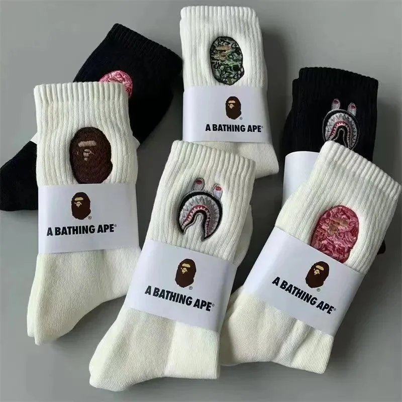 B.a.p.e halbhohe Sportsocken aus Baumwolle mit gesticktem Label