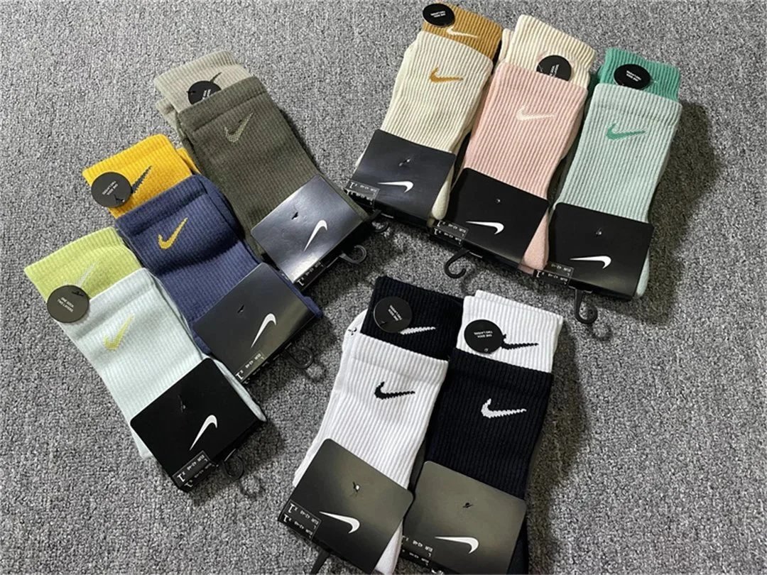 NK Neue lange Doppelsocken