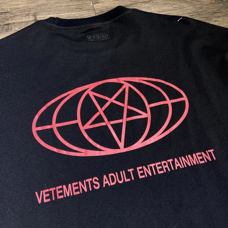 Vetements Adult Entertainment Restricted Rating T-Shirt White - 18
