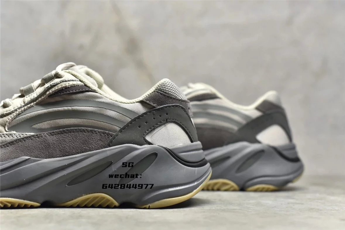 Adidas Yeezy Boost 700 MNVN Blue Orange Sneakers Chunky Sneakers - 37