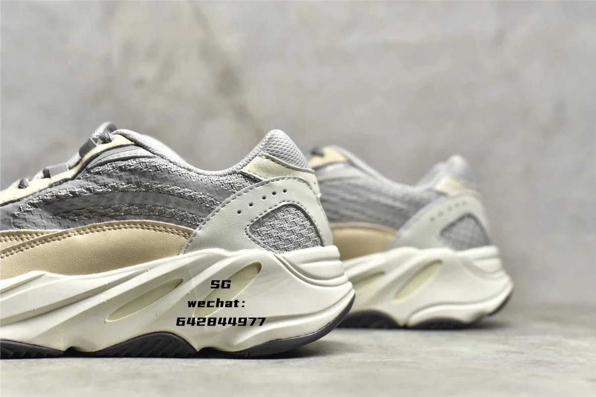Adidas Yeezy Boost 700 MNVN Blue Orange Sneakers Chunky Sneakers - 46