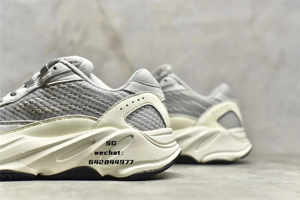 Adidas Yeezy Boost 700 MNVN Blue Orange Sneakers Chunky Sneakers - 28