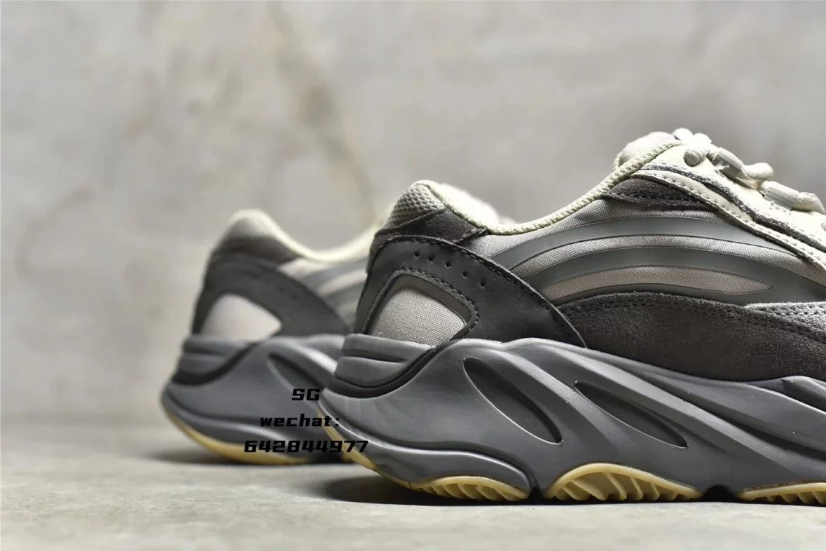 Adidas Yeezy Boost 700 MNVN Blue Orange Sneakers Chunky Sneakers - 39
