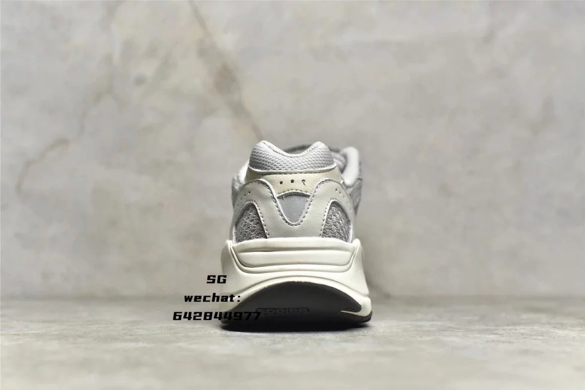 Adidas Yeezy Boost 700 MNVN Blue Orange Sneakers Chunky Sneakers - 44