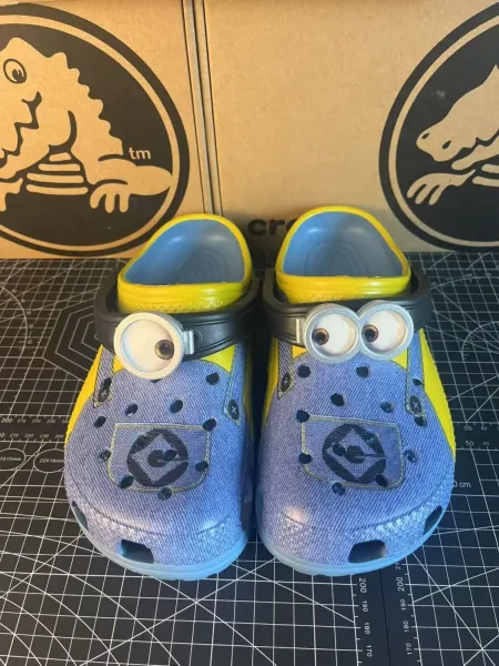 Crocs Classic Clog Disney Cars Lightning McQueen Collaboration Orange Kids Sandals - 7