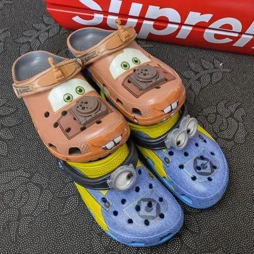 Crocs Classic Clog Disney Cars Lightning McQueen Collaboration Orange Kids Sandals - 3
