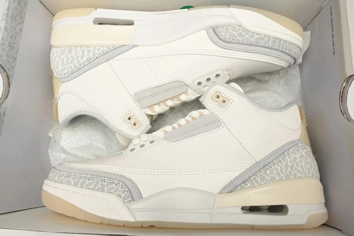 Air Jordan 3 thumbnail 5