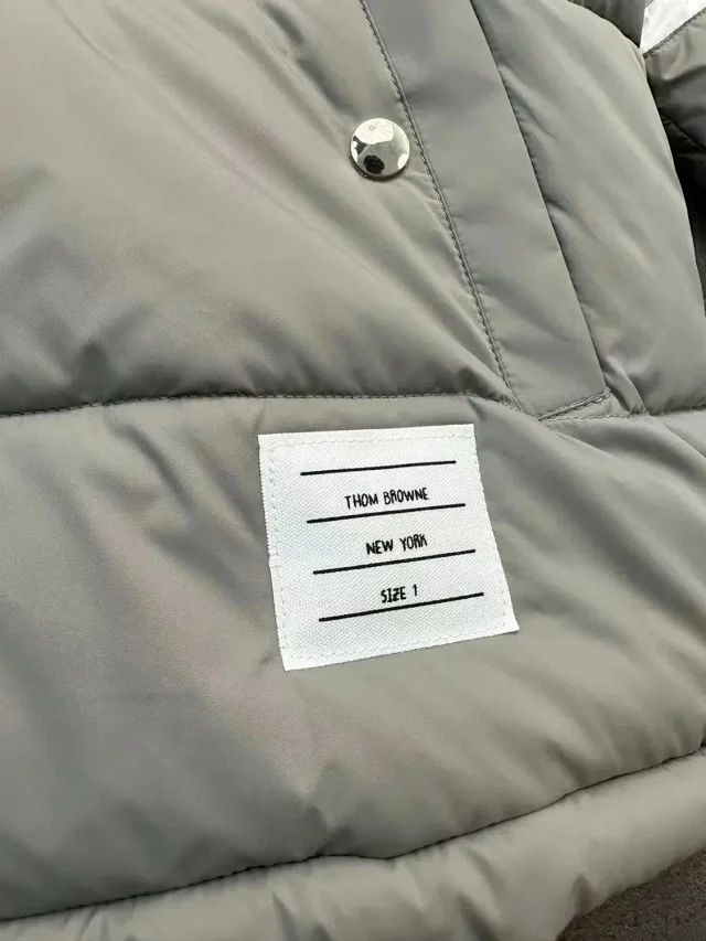 Unbranded Jackets Hooded quilted puffer jacket with four-stripe sleeve product detail image 10