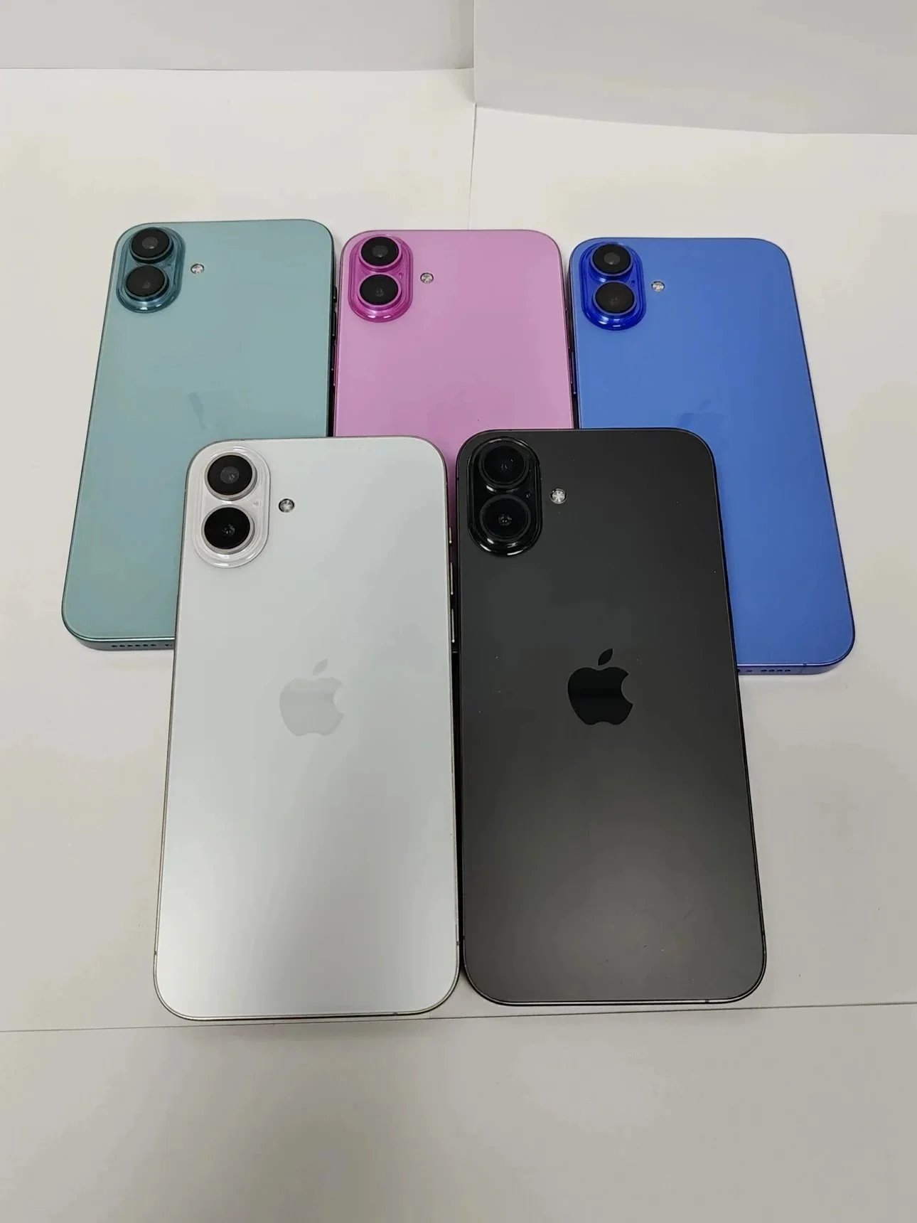 Apple iPhone 14 Plus Black White Pink Green Blue Gradient Smartphone