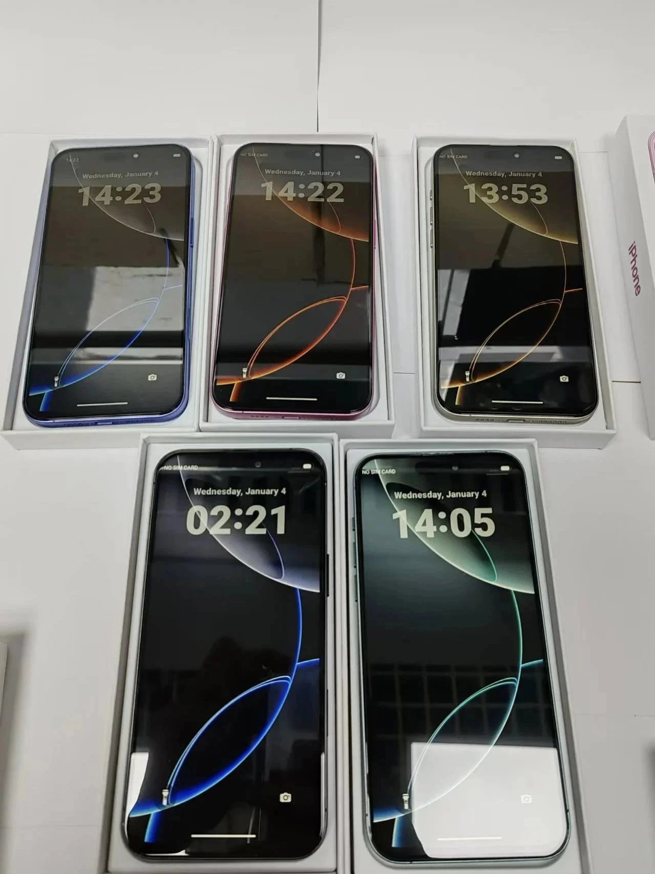 Apple iPhone 14 Plus Black White Pink Green Blue Gradient Smartphone
