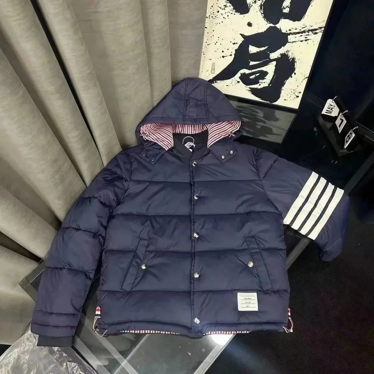 Unbranded Jackets Hooded quilted puffer jacket with four-stripe sleeve image 4