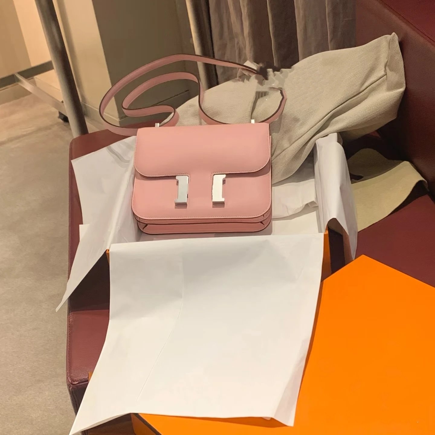 Unbranded Crossbody Bags Flap bag with H-shaped clasp — Pink (light powder) (silver buckle)