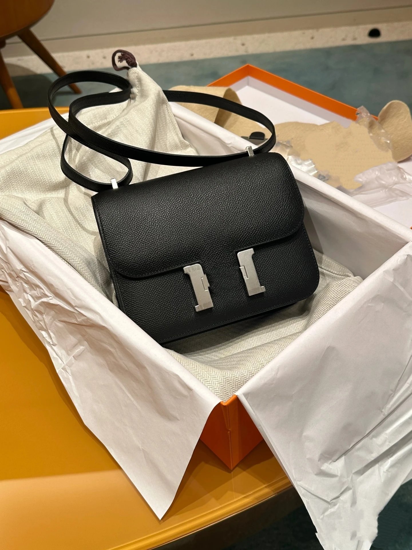 Unbranded Crossbody Bags Flap bag with H-shaped clasp — Black (silver buckle)