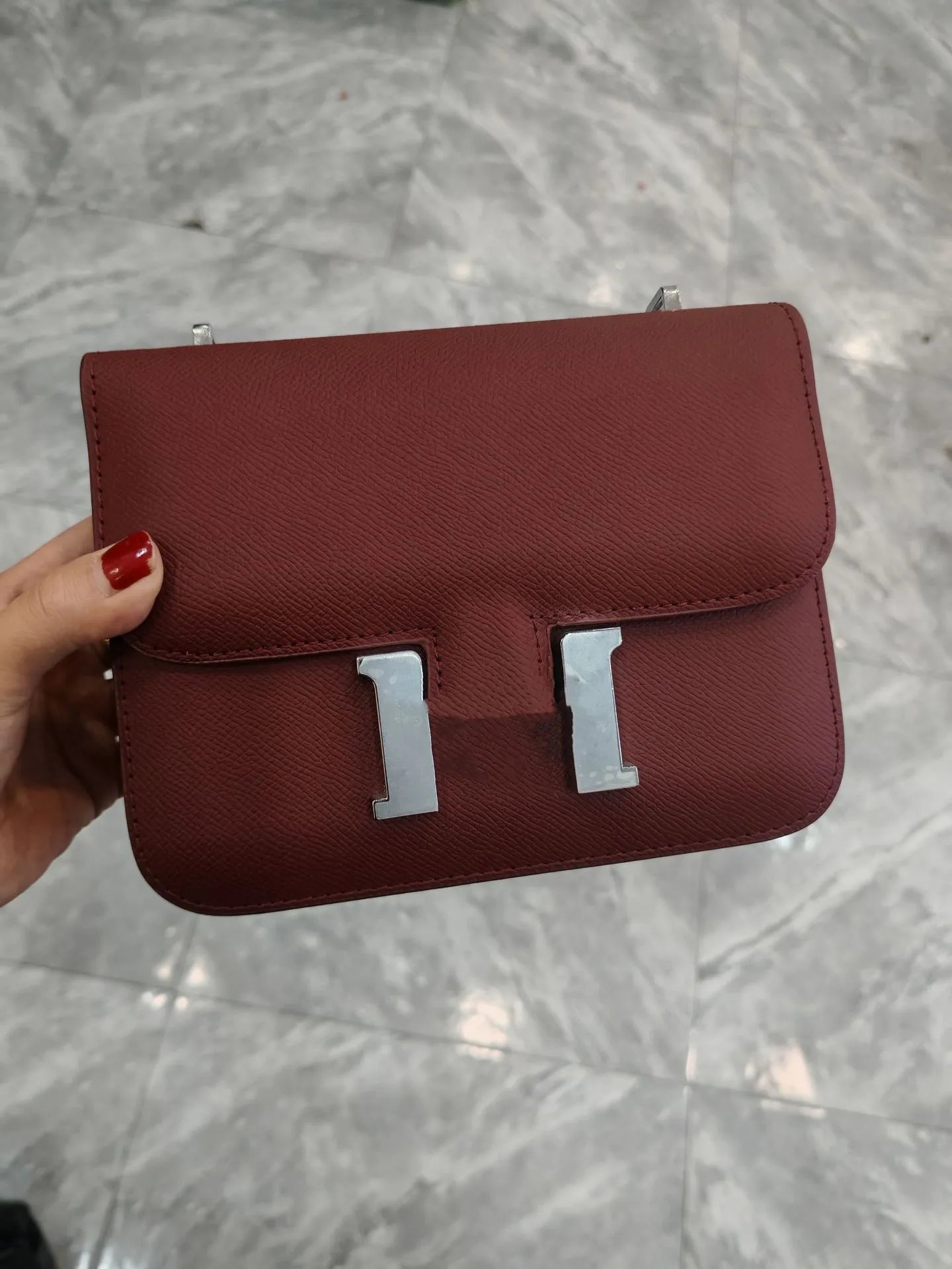 Unbranded Crossbody Bags Flap bag with H-shaped clasp — Wine red (silver buckle)
