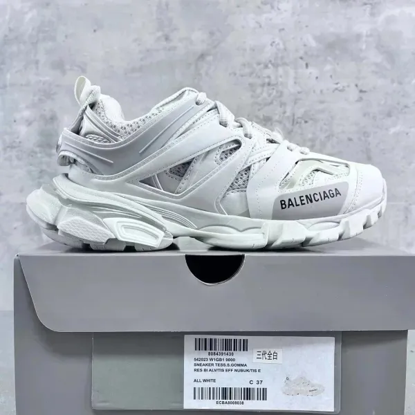 Balenciaga Track 3.0 Black/Green Chunky Sneakers - 13