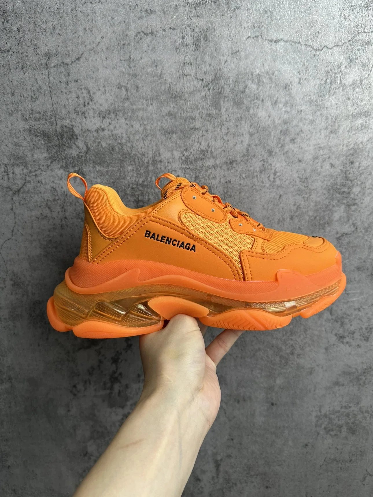 现货莞厂纯原 Balenciaga Trie S 巴黎世家 气垫版本 采购原版开模 正确字体电绣 粗细 位置 大小做到与Z全一致 侧边T透气孔匹配意产原版，正确气垫分离大底，T软底原版一致"Balenci