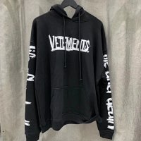 V122 Black