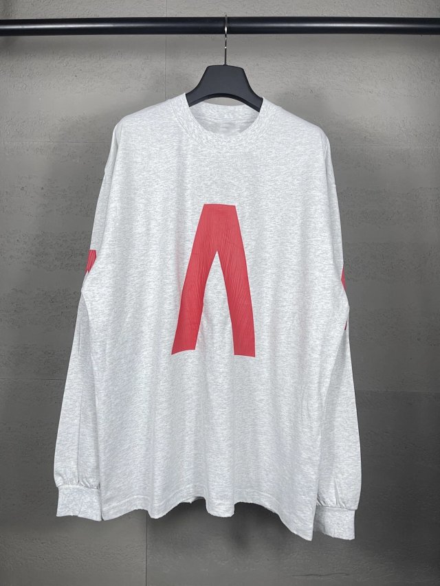 Balenciaga Sweatshirt: seller detail photo 3