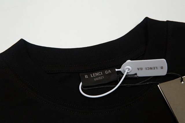 Balenciaga bay T-shirt Tee: seller detail photo 6