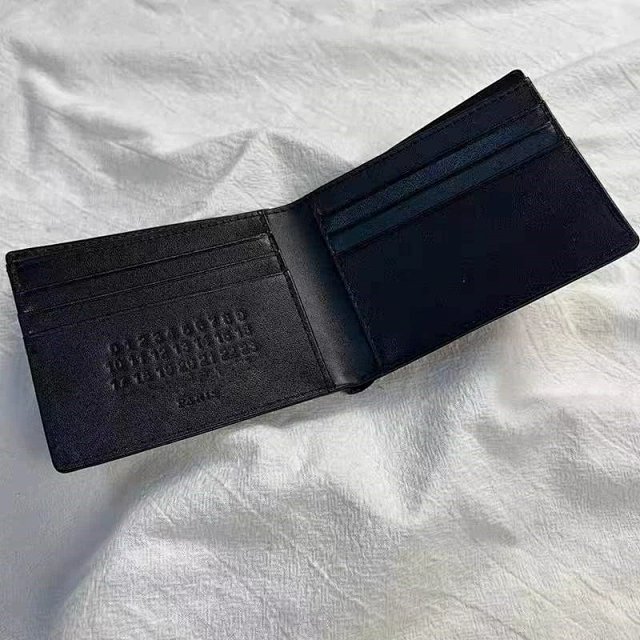 Maison Margiela Wallet: seller detail photo 4