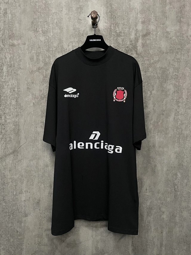 Balenciaga Beverly Hills T-shirt Tee: seller detail photo 2