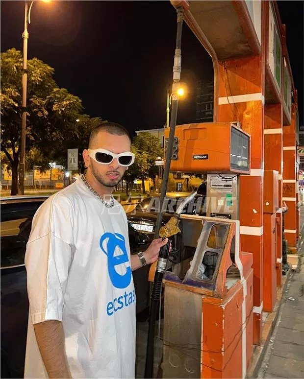 Vetements White Ecstasy T-shirt Tee: seller detail photo 4