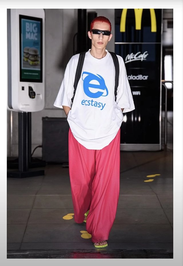 Vetements White Ecstasy T-shirt Tee: seller detail photo 2