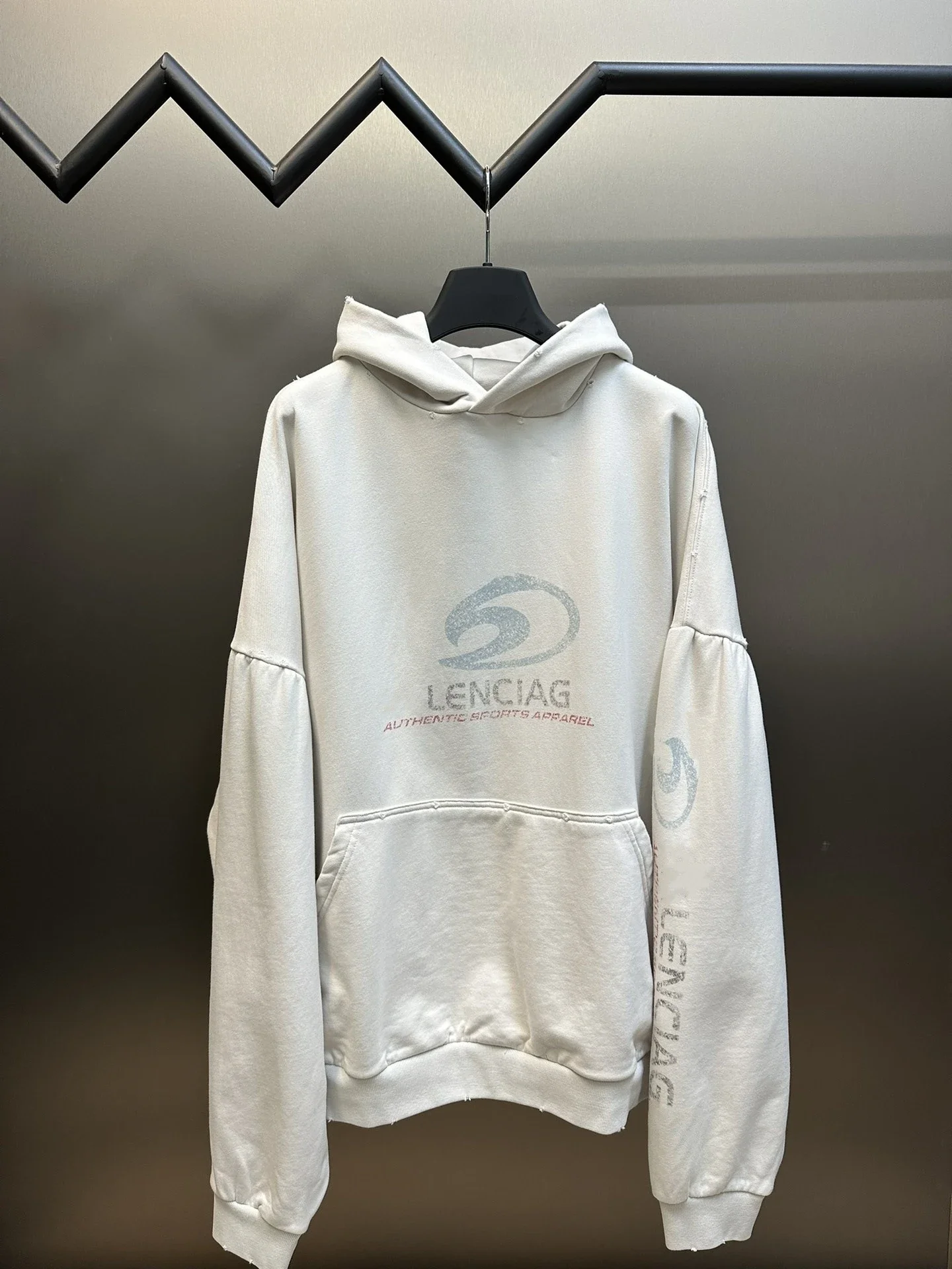 Balenciaga, Hoodie