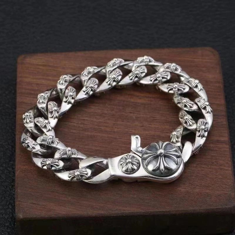 Chrome Hearts ( 11 + styles)