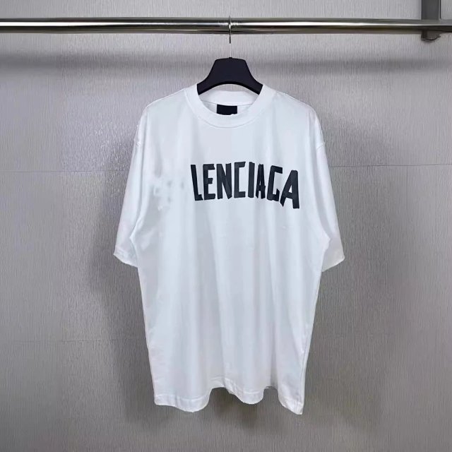 Balenciaga T-shirt Tee: seller detail photo 10
