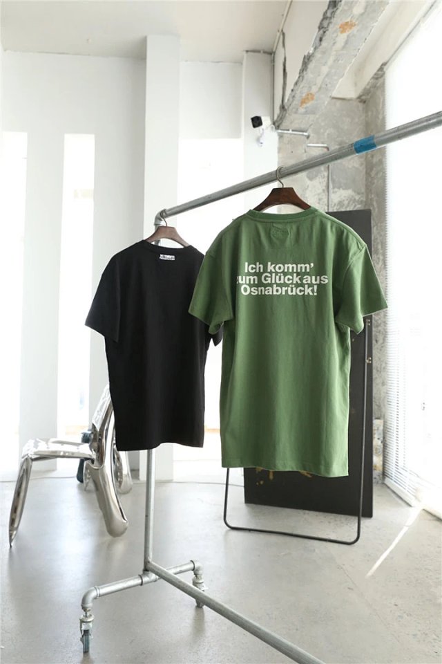 Vetements Paris T-shirt Tee: seller detail photo 2