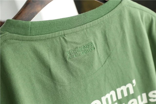 Vetements Paris T-shirt Tee: seller detail photo 10