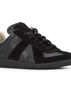 casual shoes