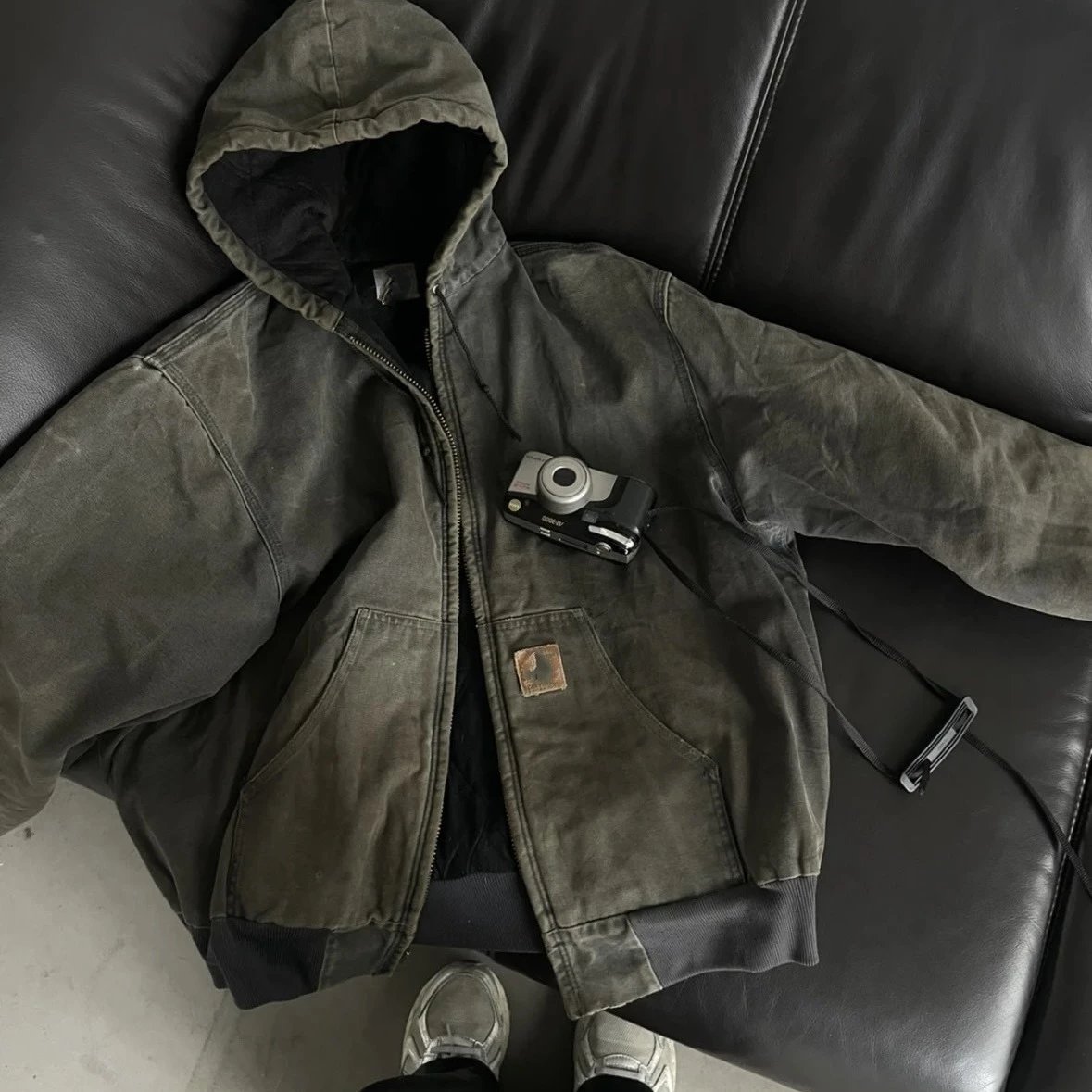 Item Thumbnail for Jacket 2729847