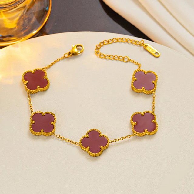 Van Cleef & Arpels Necklace: seller detail photo 14
