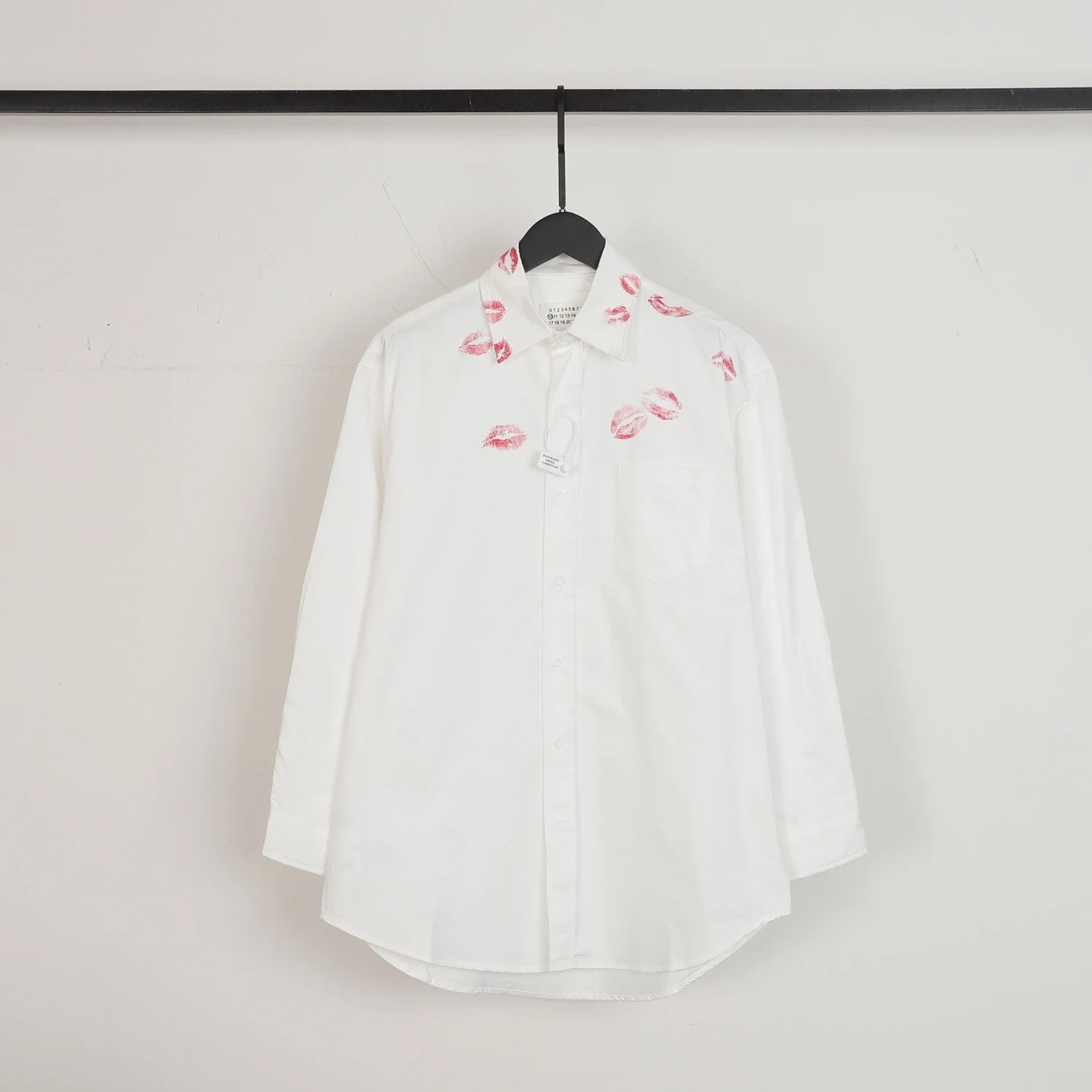 Maison Margiela Camisa Kiss