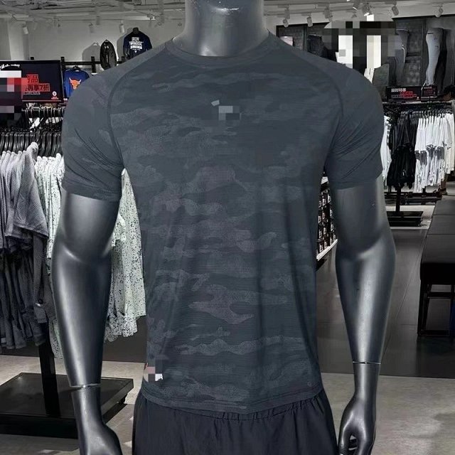 Under Armour T-Shirt TEE: seller detail photo 2