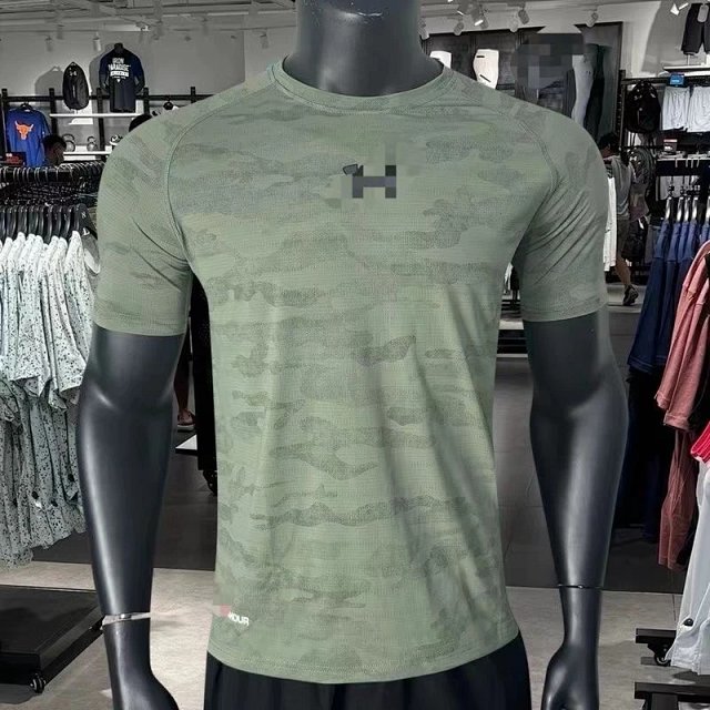 Under Armour T-Shirt TEE: seller detail photo 4