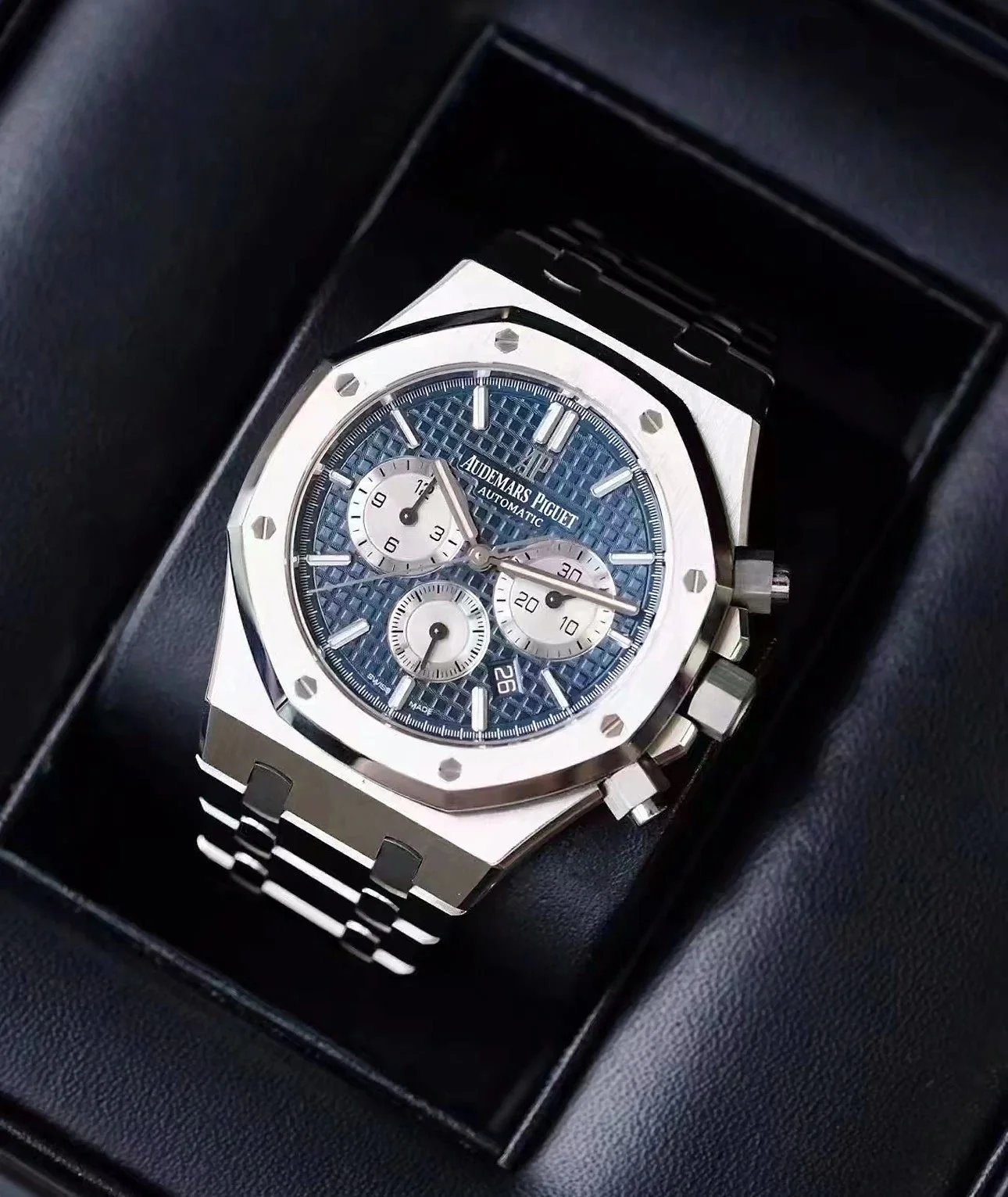 Hublot Multiple watch models shown — 27