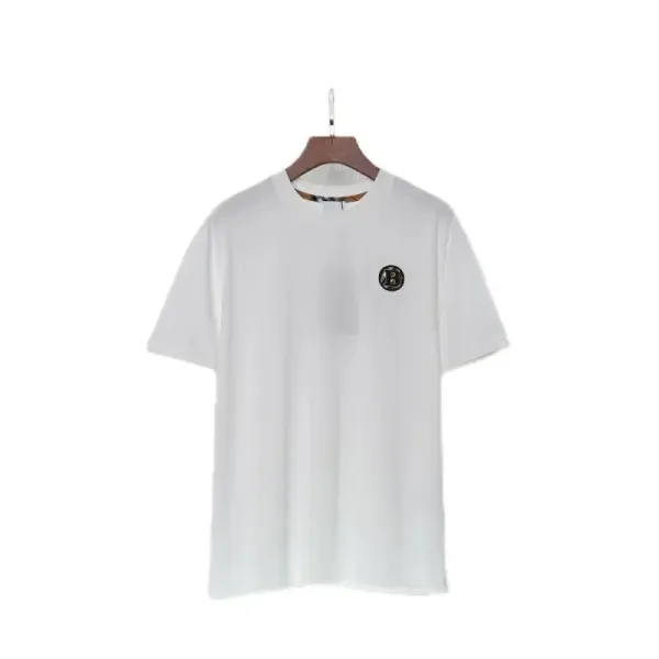 Design Minimalist Logo Patch White T-Shirt - 1